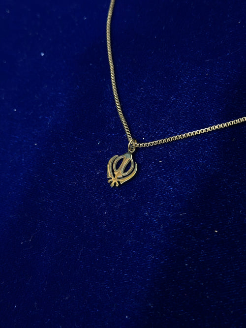 Khanda Pendant 18k Gold Finish